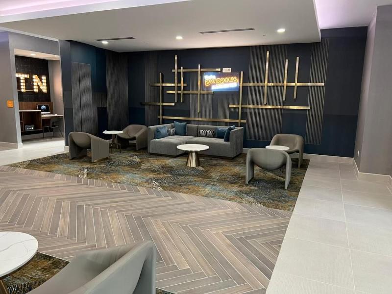 La Quinta Inn & Suites By Wyndham Manchester - Arnold Afb Exterior foto